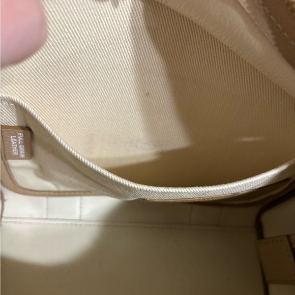 Marc Jacobs The Tote Bag- tan color and small size EUC - Picture 9 of 10